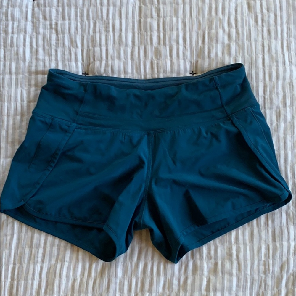 Lululemon Run times shorts teal size 4 (4inch)